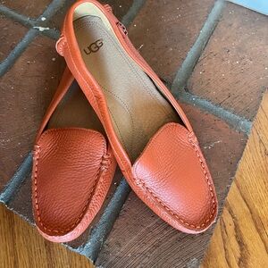 Ugg moccasin